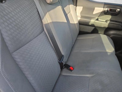 2022 Toyota Tacoma 2WD 2WD SR Double Cab 5' Bed I4 AT (GS)