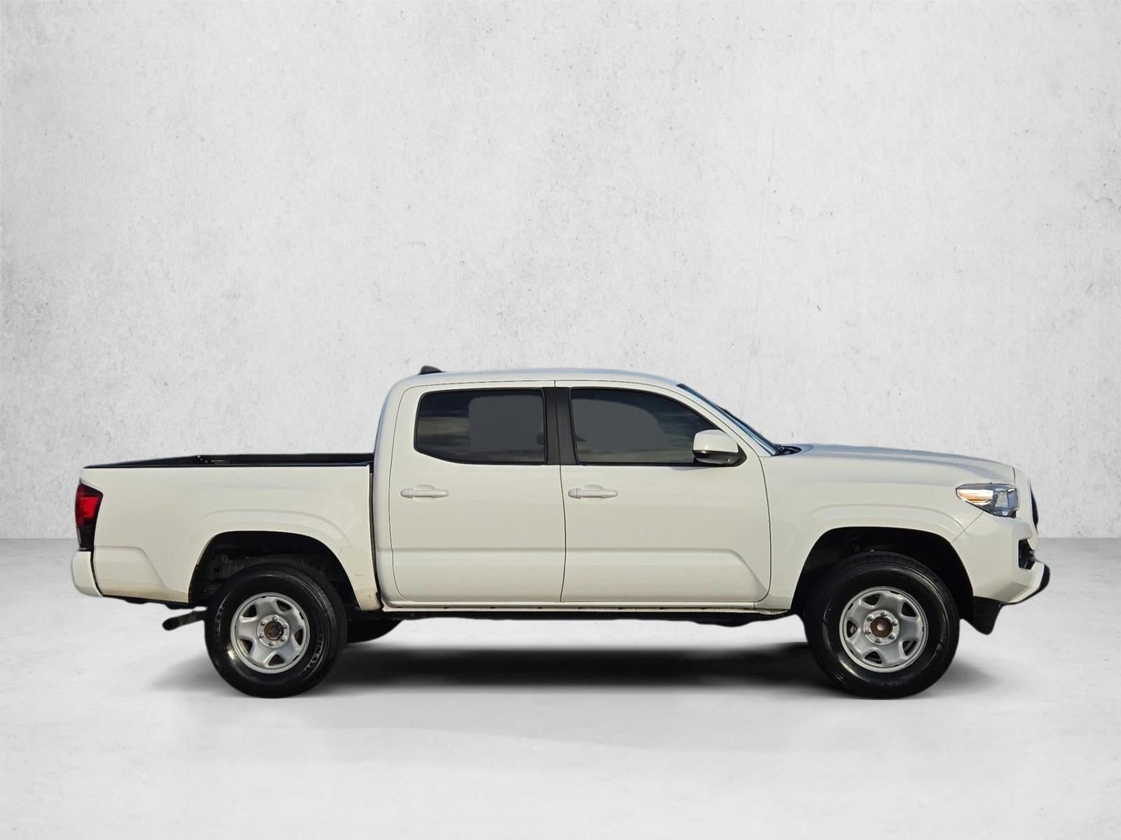 2022 Toyota Tacoma 2WD 2WD SR Double Cab 5' Bed I4 AT (GS)