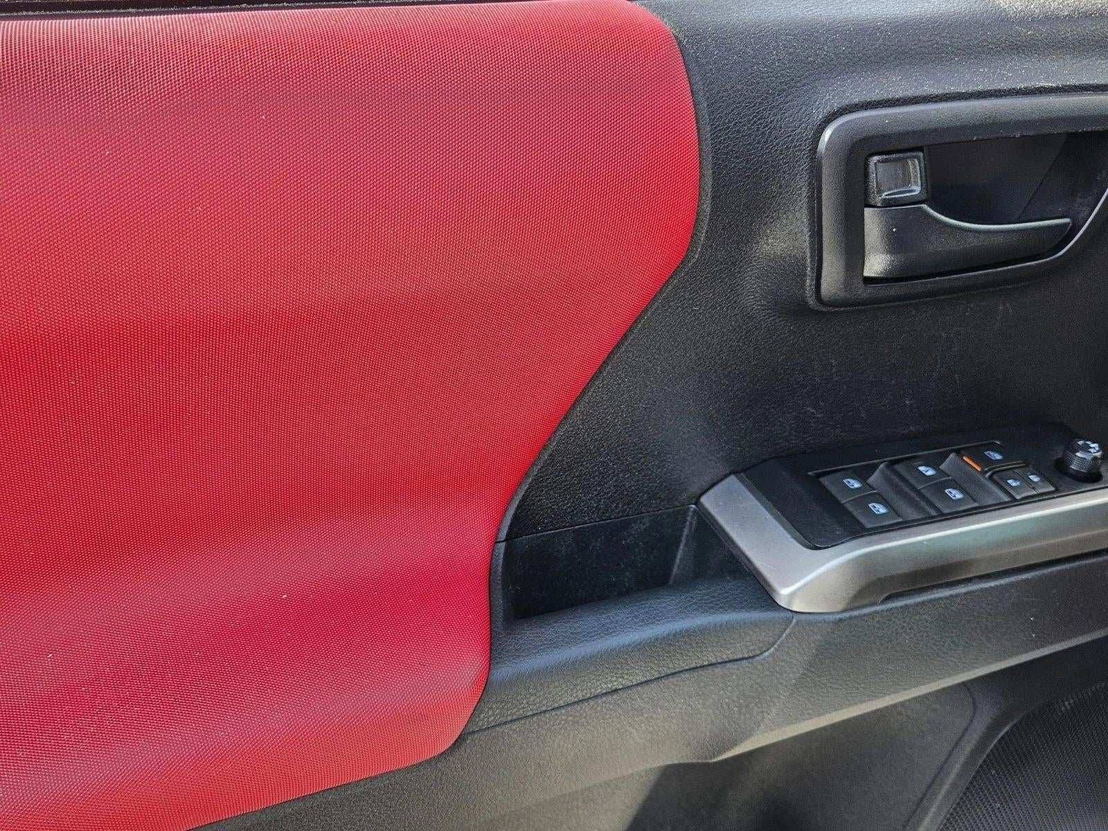 2021 Toyota Tacoma 2WD 2WD SR5 Double Cab 5' Bed V6 AT (GS)