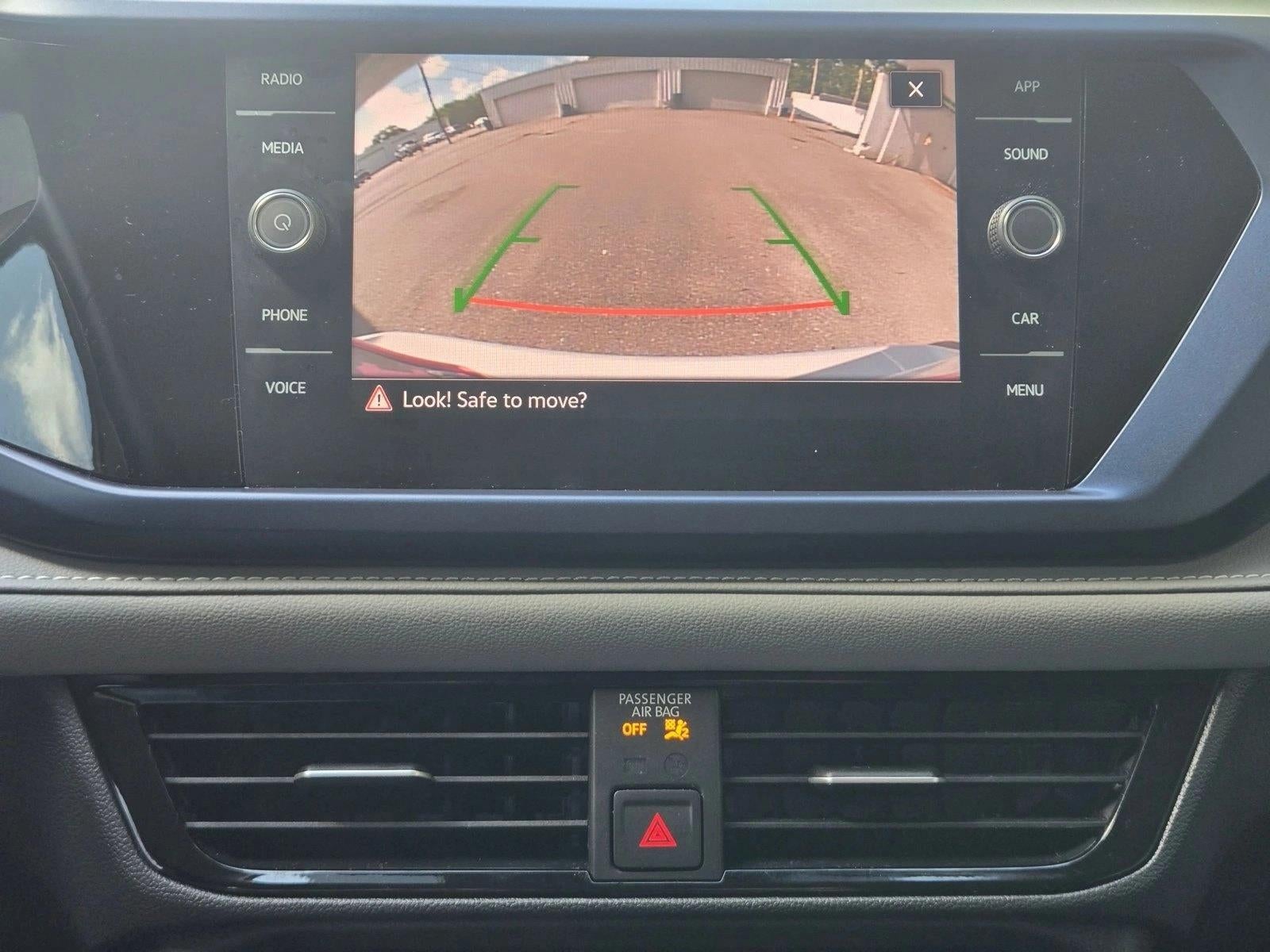 2024 Volkswagen Taos SE FWD