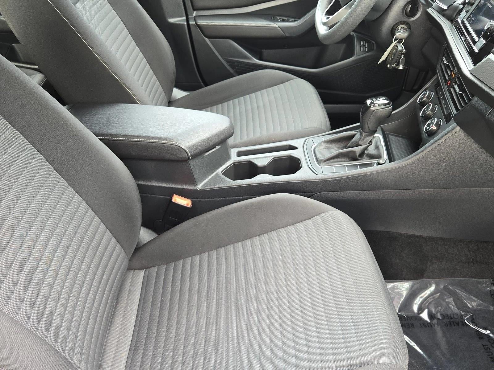 2023 Volkswagen Jetta S Auto