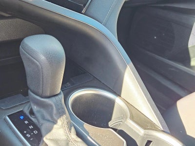 2022 Toyota Camry LE Auto (SE)
