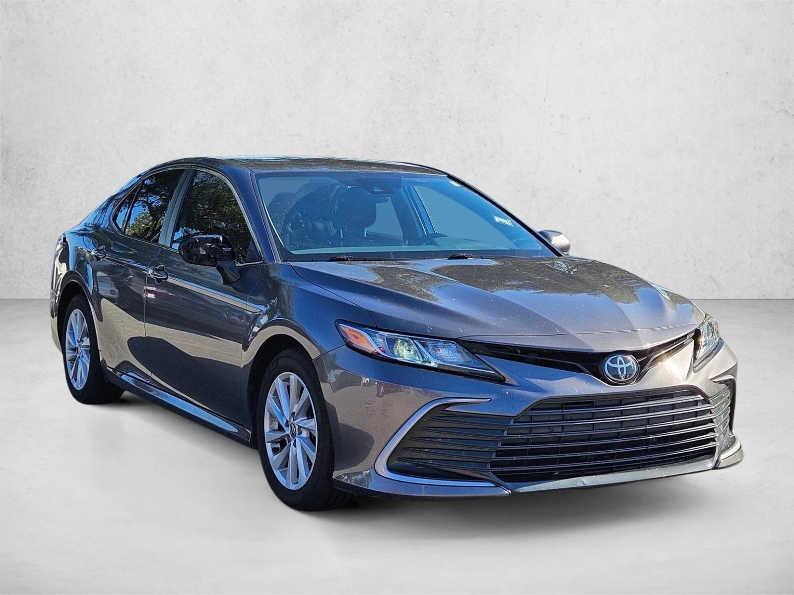 2022 Toyota Camry LE Auto (SE)