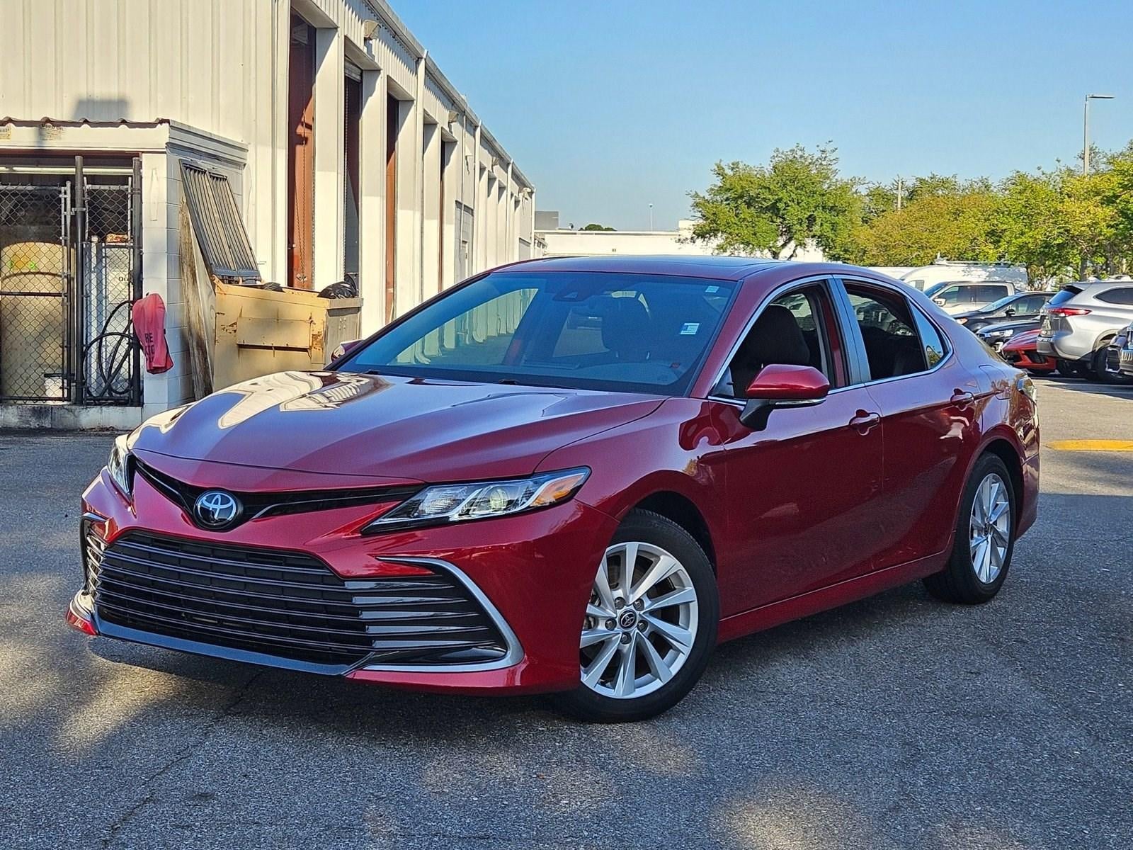 2024 Toyota Camry LE Auto (SE)