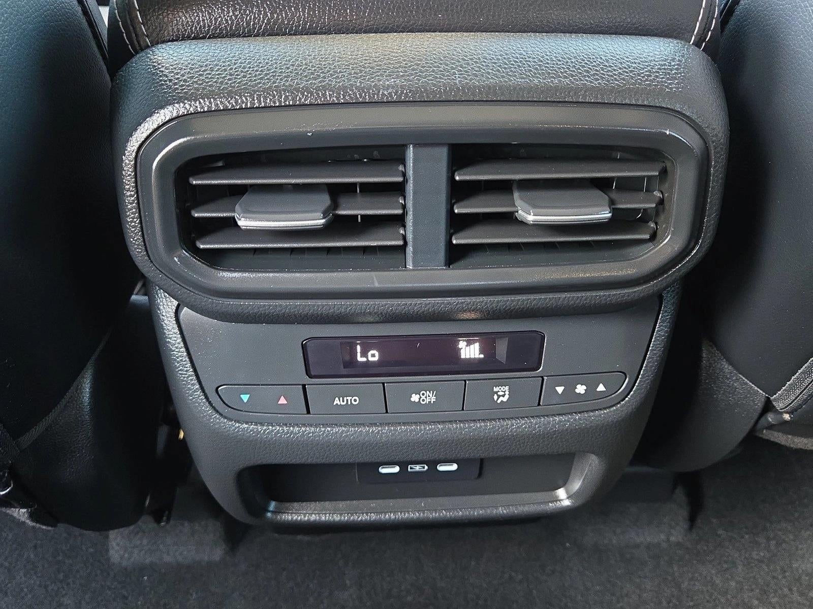 2024 Honda Pilot Touring 2WD