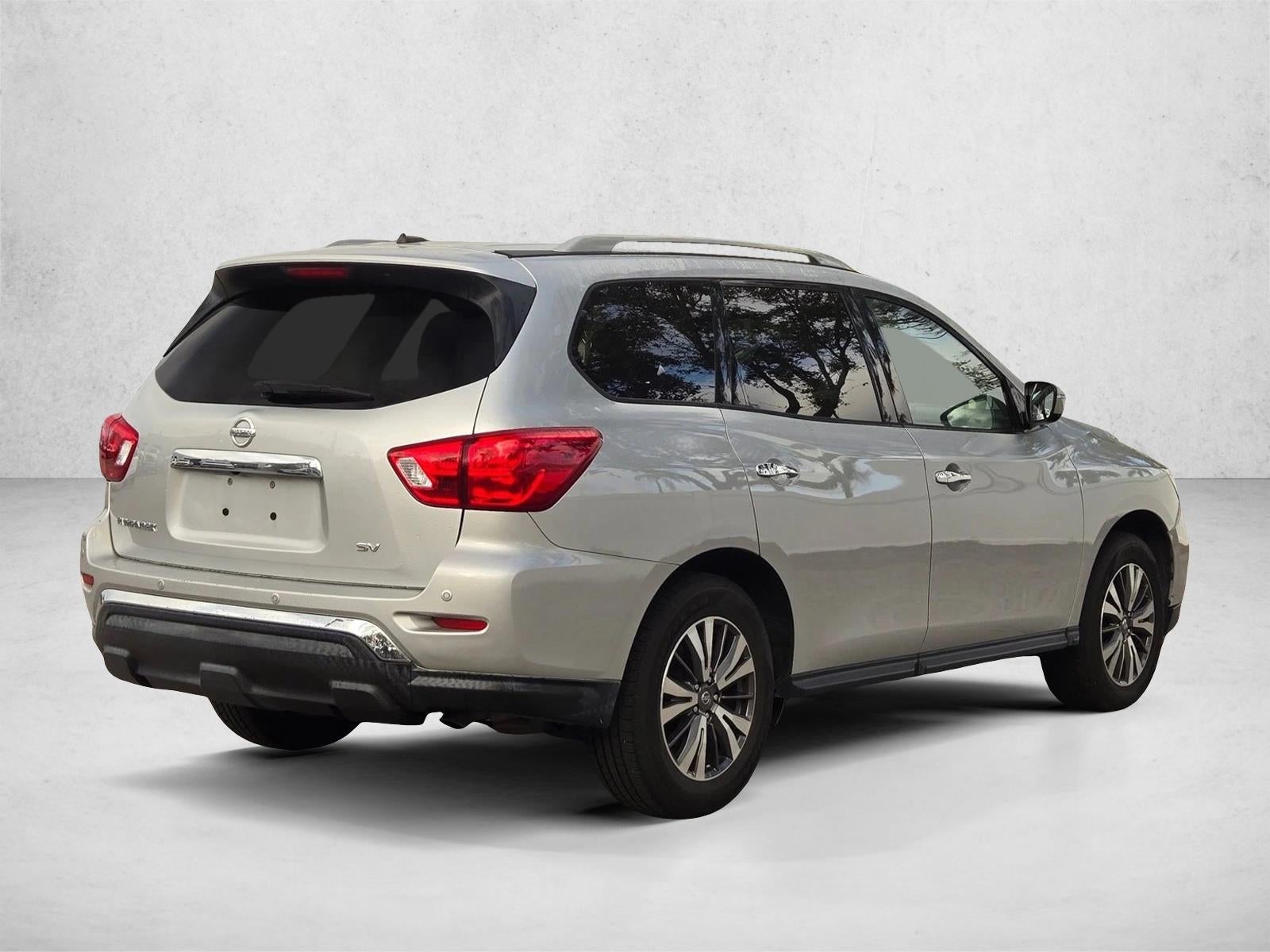 2018 Nissan Pathfinder FWD SV