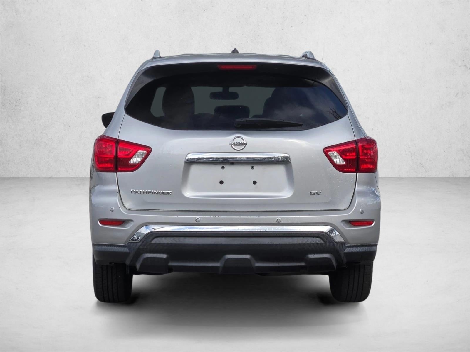 2018 Nissan Pathfinder FWD SV