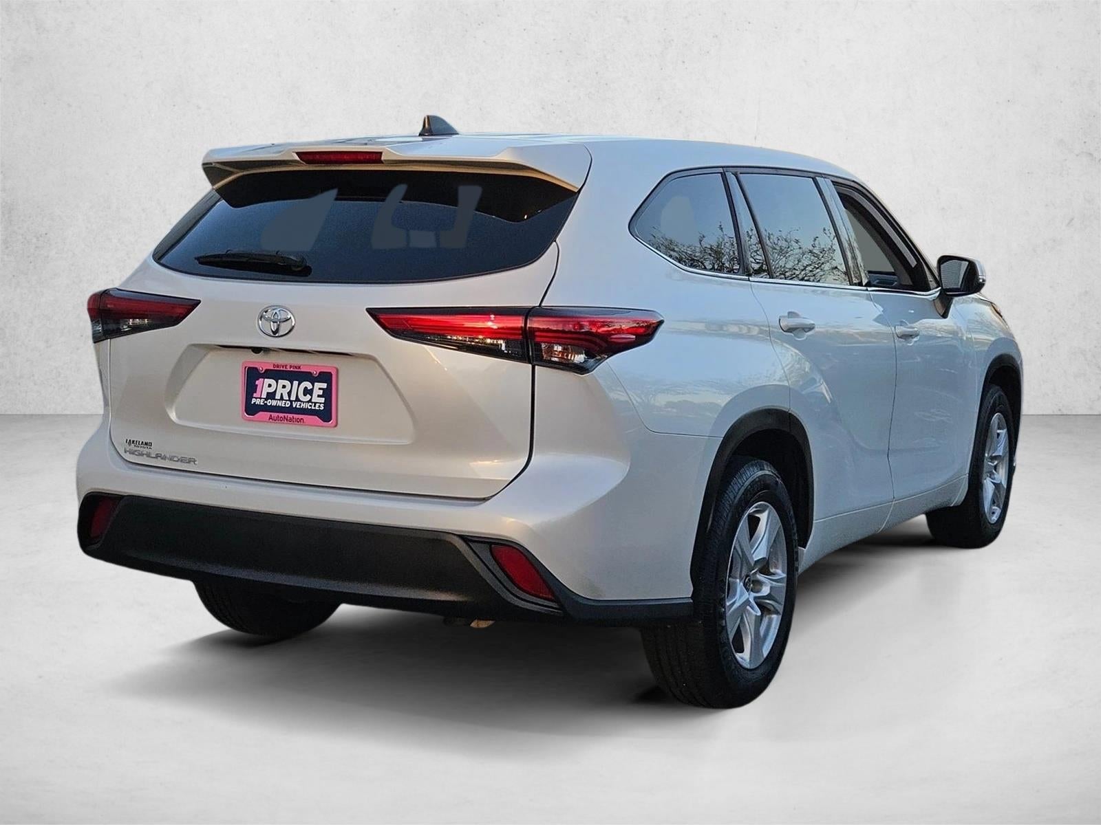 2022 Toyota Highlander L FWD (Natl)
