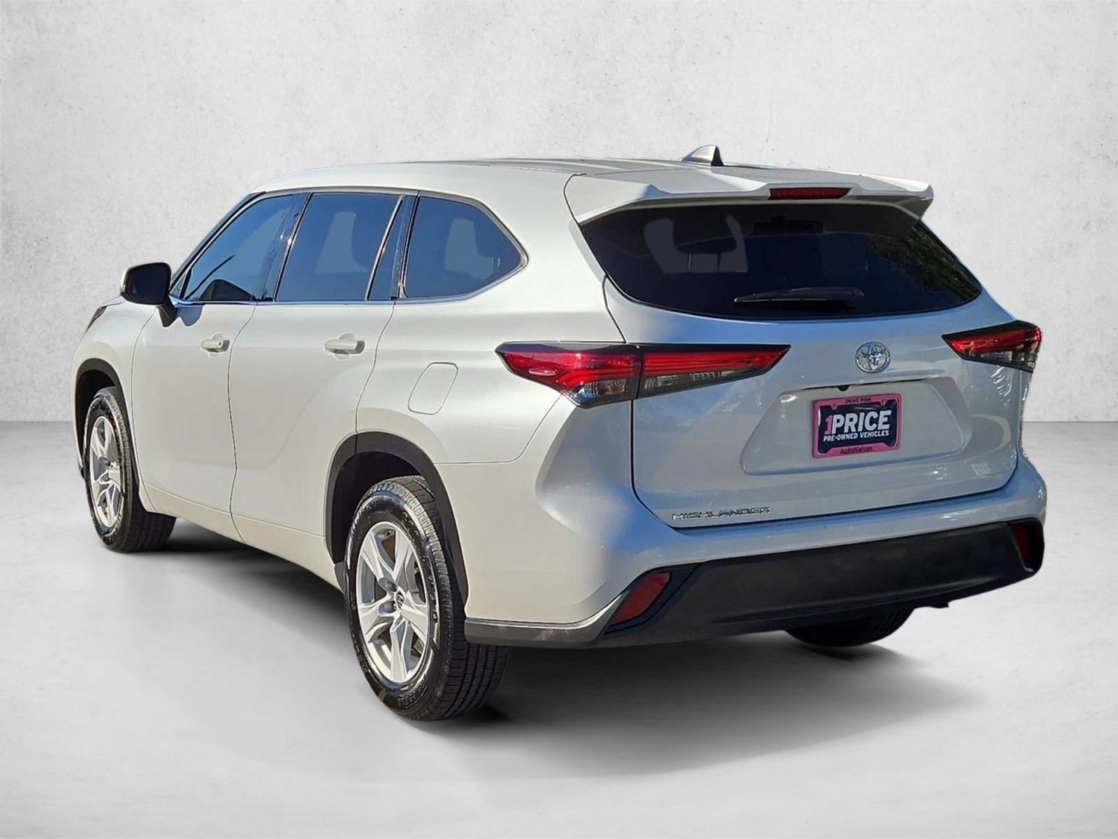 2022 Toyota Highlander L FWD (Natl)