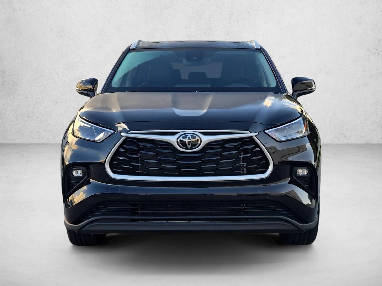 2023 Toyota Highlander XLE FWD (Natl)