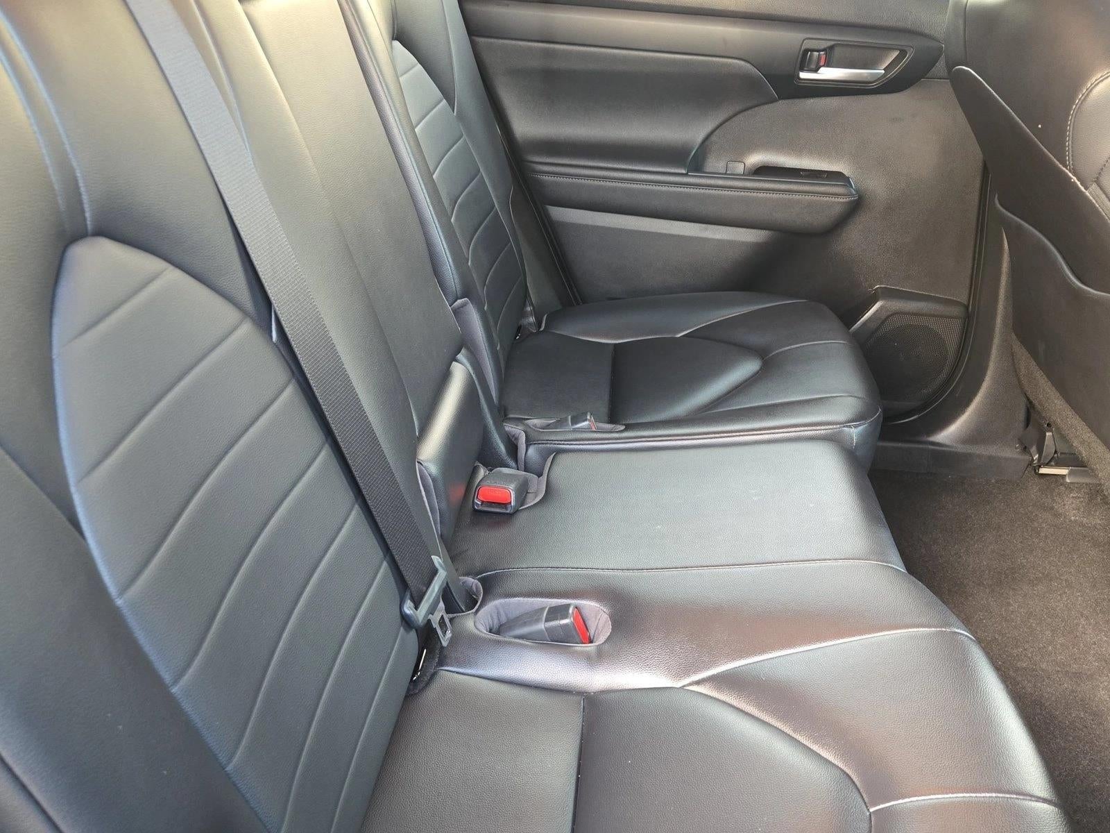 2023 Toyota Highlander XLE FWD (Natl)