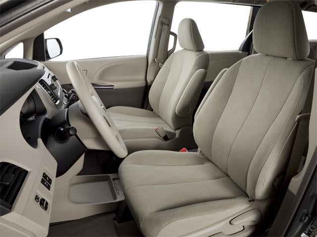 2011 Toyota Sienna 5dr 8-Pass Van V6 LE FWD (Natl)