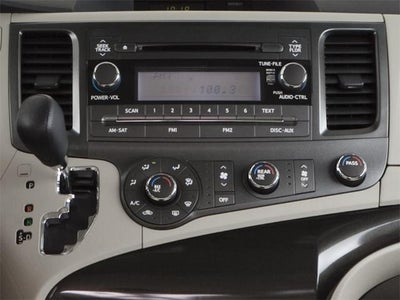 2011 Toyota Sienna 5dr 8-Pass Van V6 LE FWD (Natl)