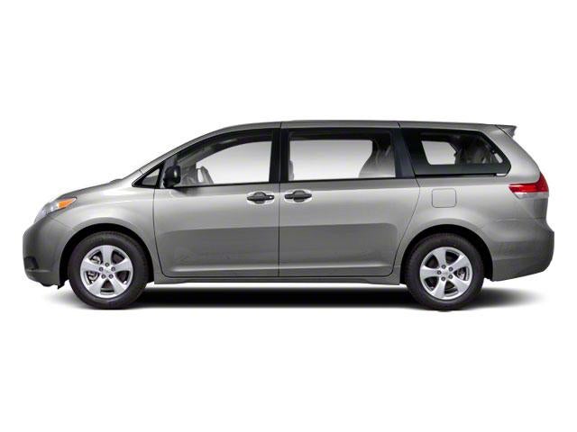 2011 Toyota Sienna 5dr 8-Pass Van V6 LE FWD (Natl)