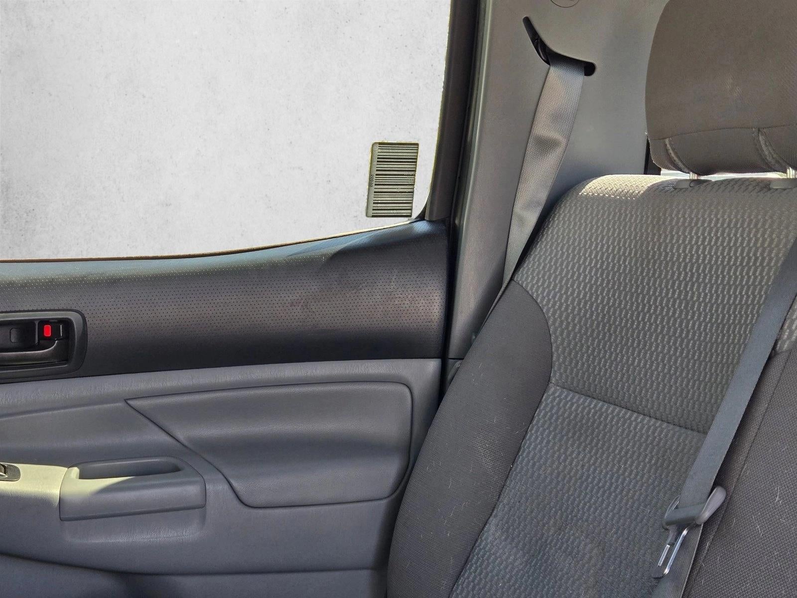 2013 Toyota Tacoma 2WD Double Cab Short Bed I4 Automatic PreRunner (Natl)