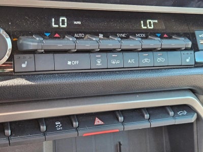 2025 Toyota Tundra 4WD 4WD SR5 CrewMax 5.5' Bed (Natl)