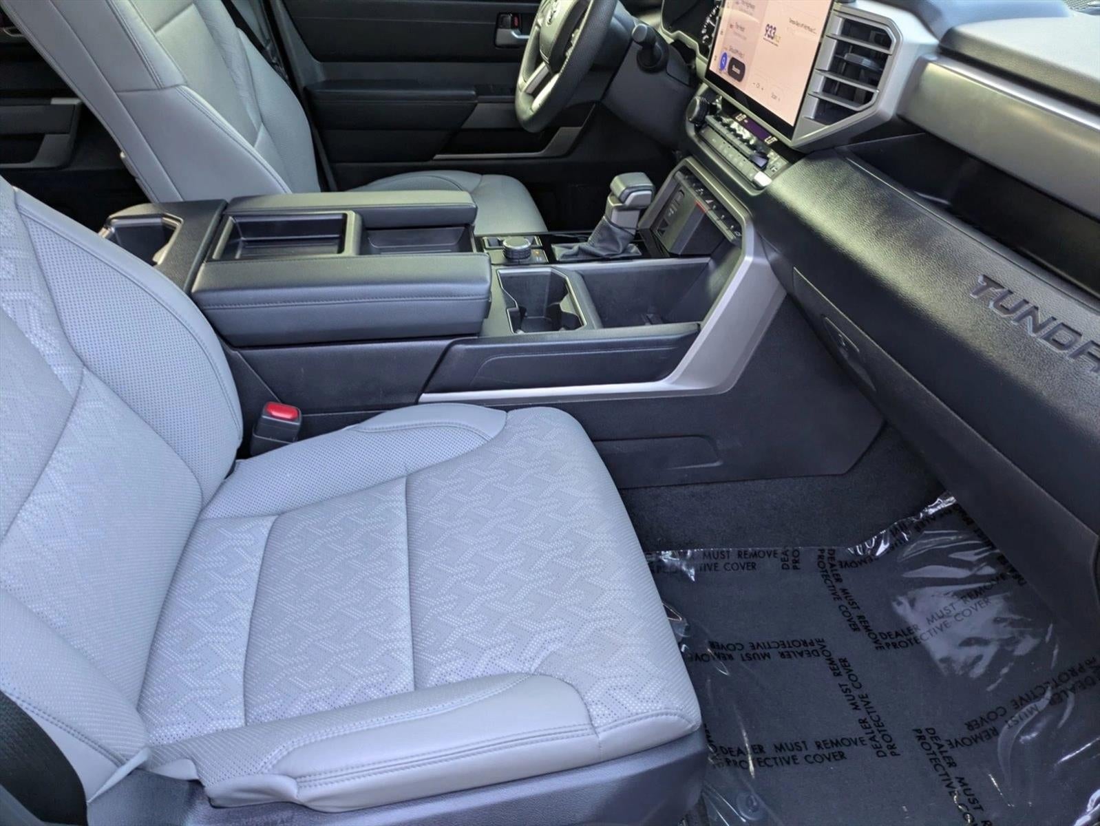 2025 Toyota Tundra 4WD 4WD SR5 CrewMax 5.5' Bed (Natl)