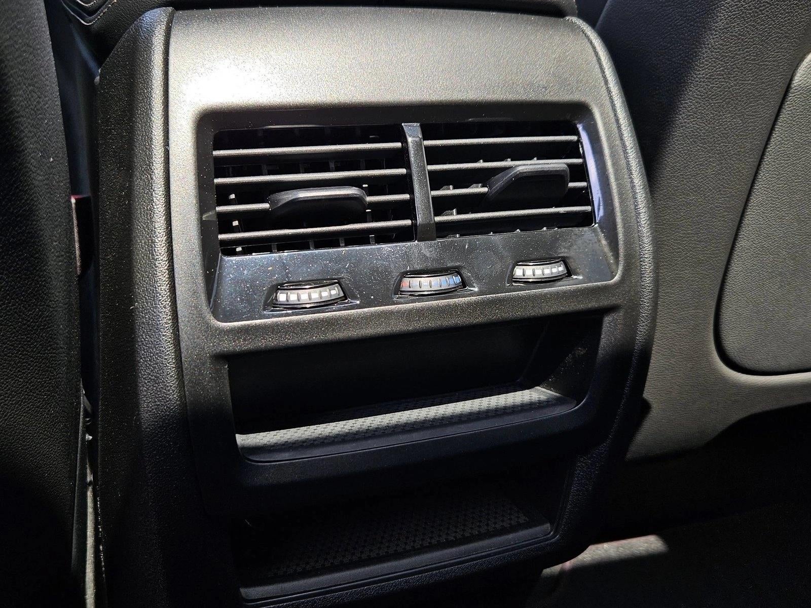 2025 BMW X6 xDrive40i Sports Activity Coupe