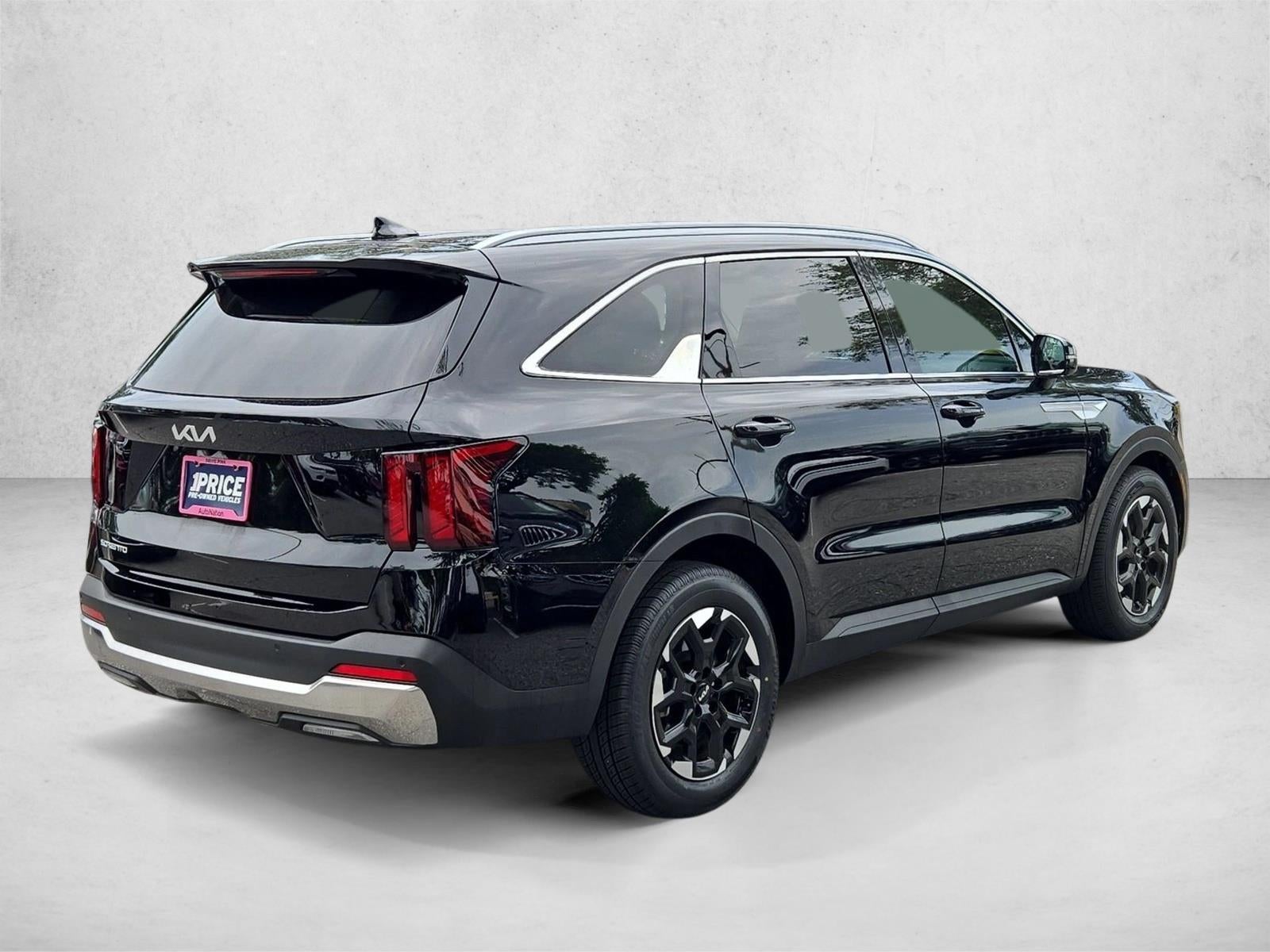 2024 Kia Sorento S FWD