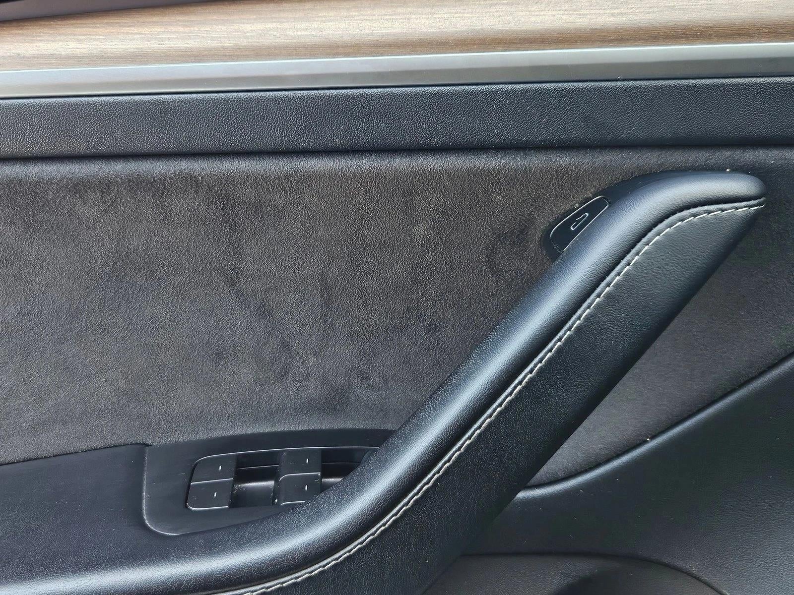 2023 Tesla Model 3 RWD