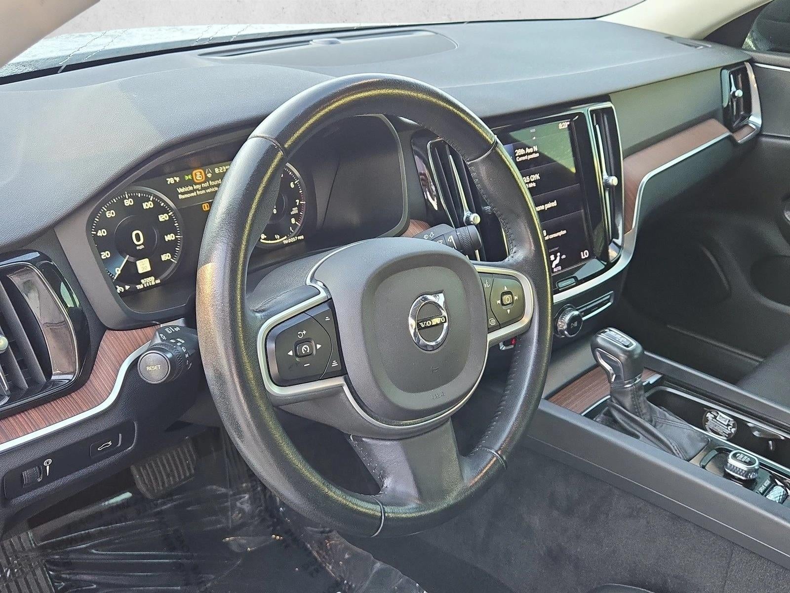 2021 Volvo S60 T5 FWD Momentum