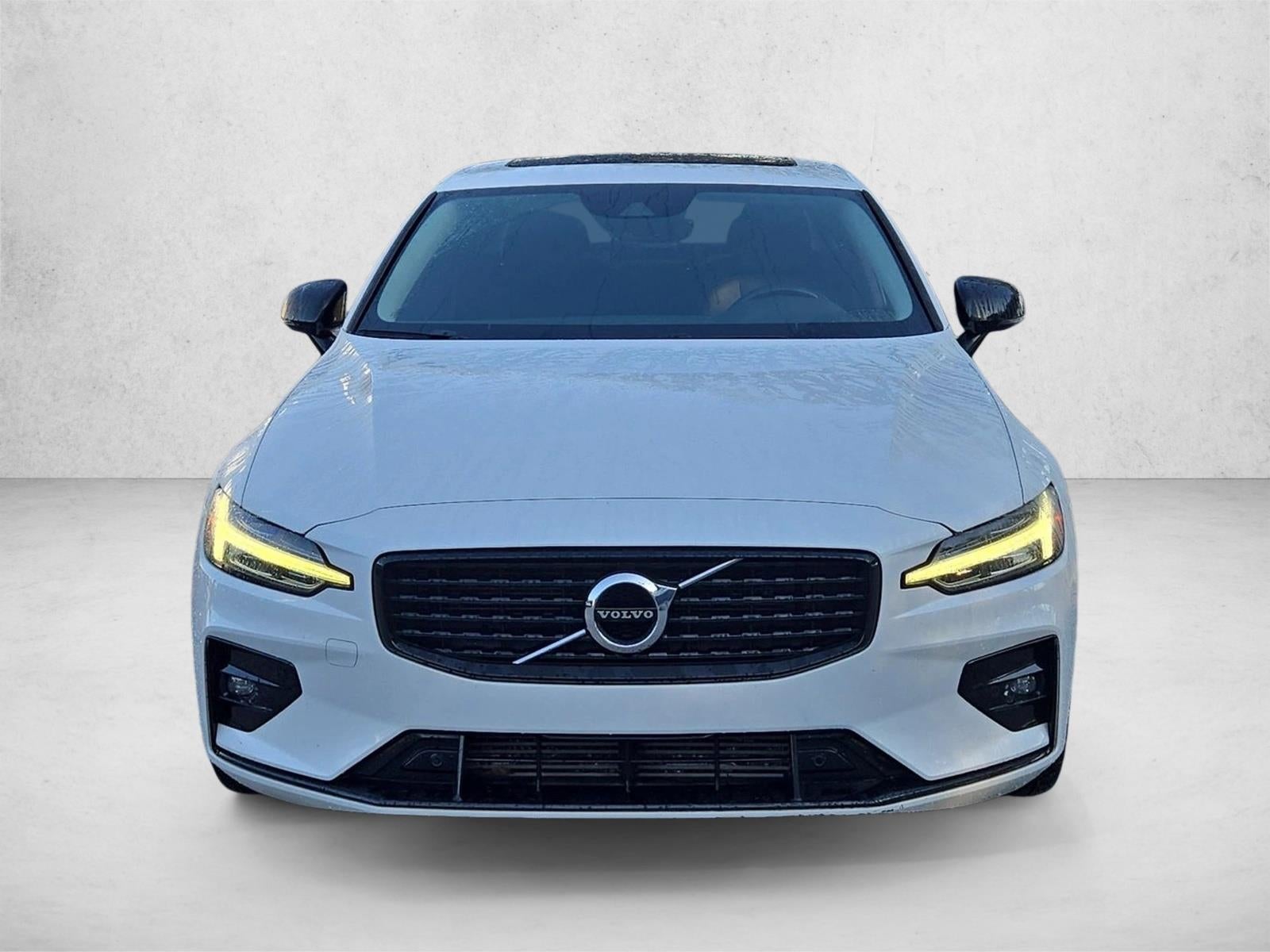 2021 Volvo S60 T5 FWD Momentum