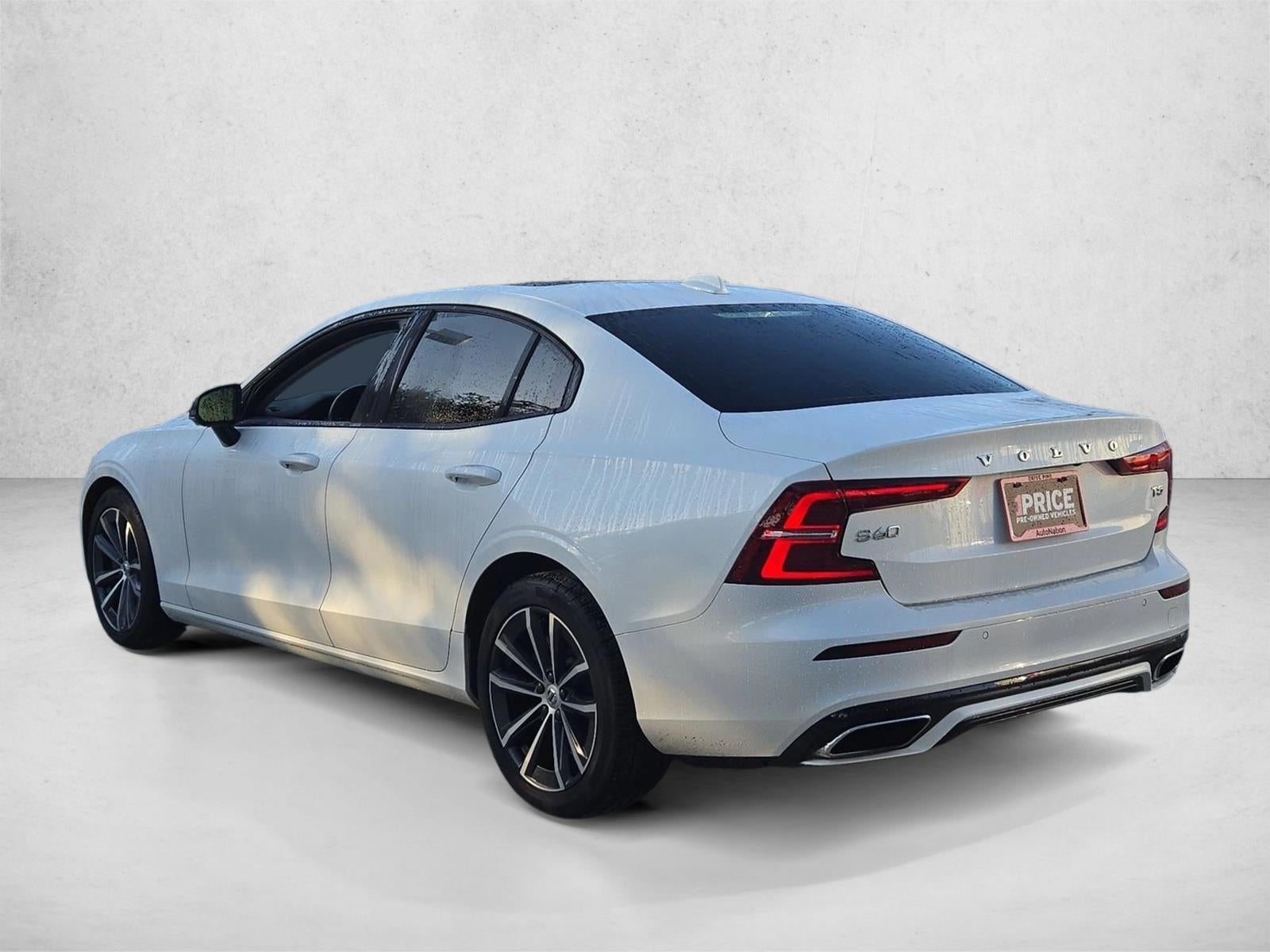 2021 Volvo S60 T5 FWD Momentum
