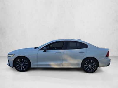 2021 Volvo S60 T5 FWD Momentum
