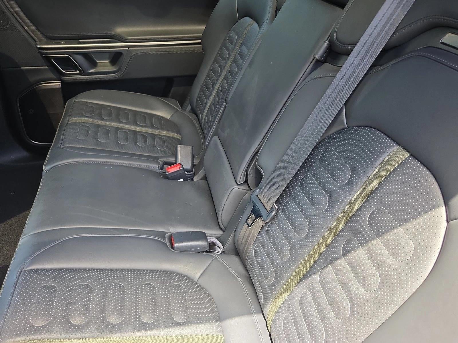 2023 Rivian R1S Adventure Quad-Motor Large Pack