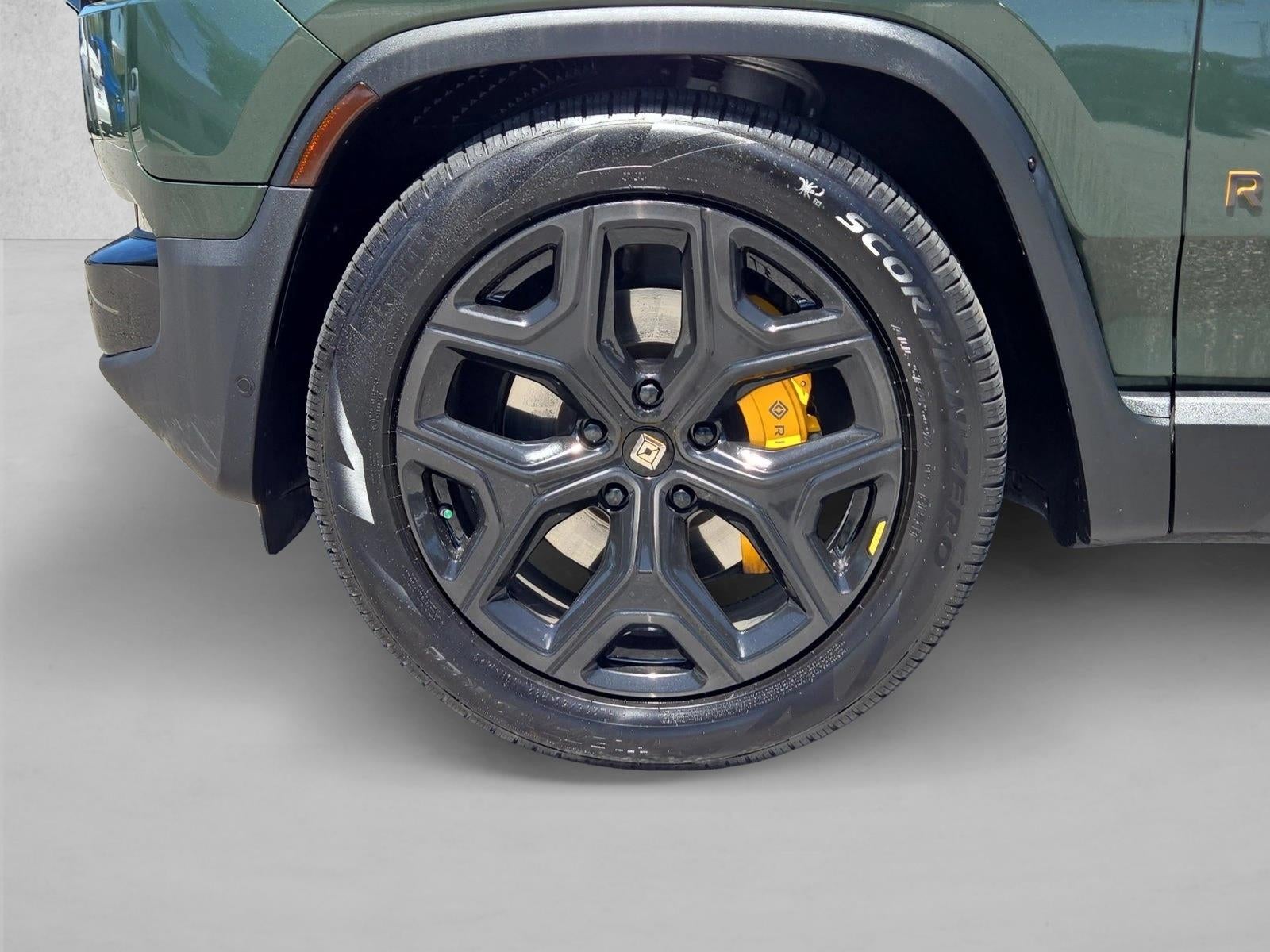 2023 Rivian R1S Adventure Quad-Motor Large Pack