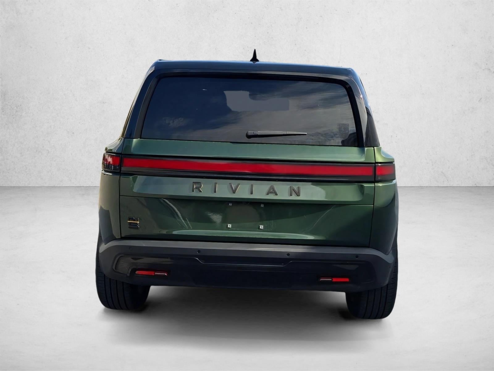 2023 Rivian R1S Adventure Quad-Motor Large Pack