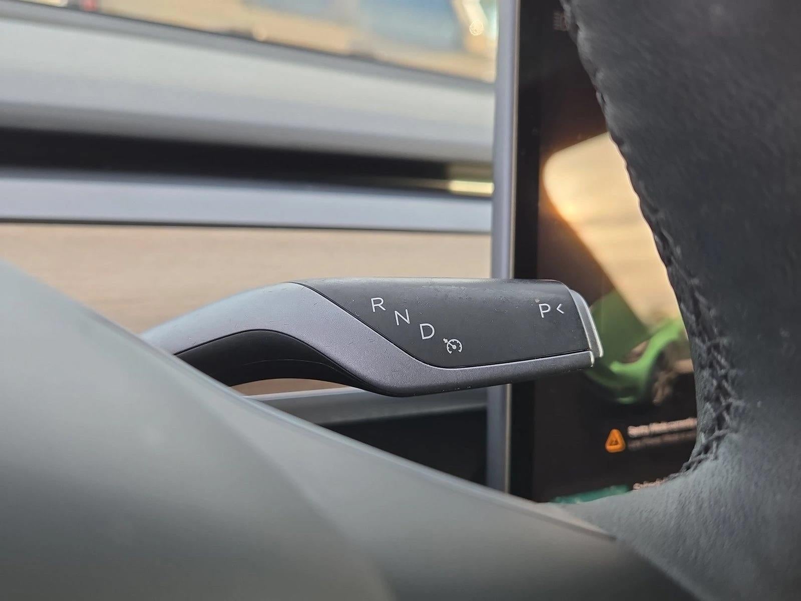 2023 Tesla Model Y RWD