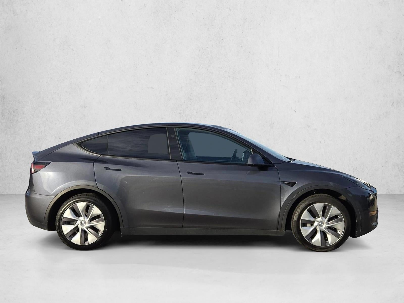 2023 Tesla Model Y RWD