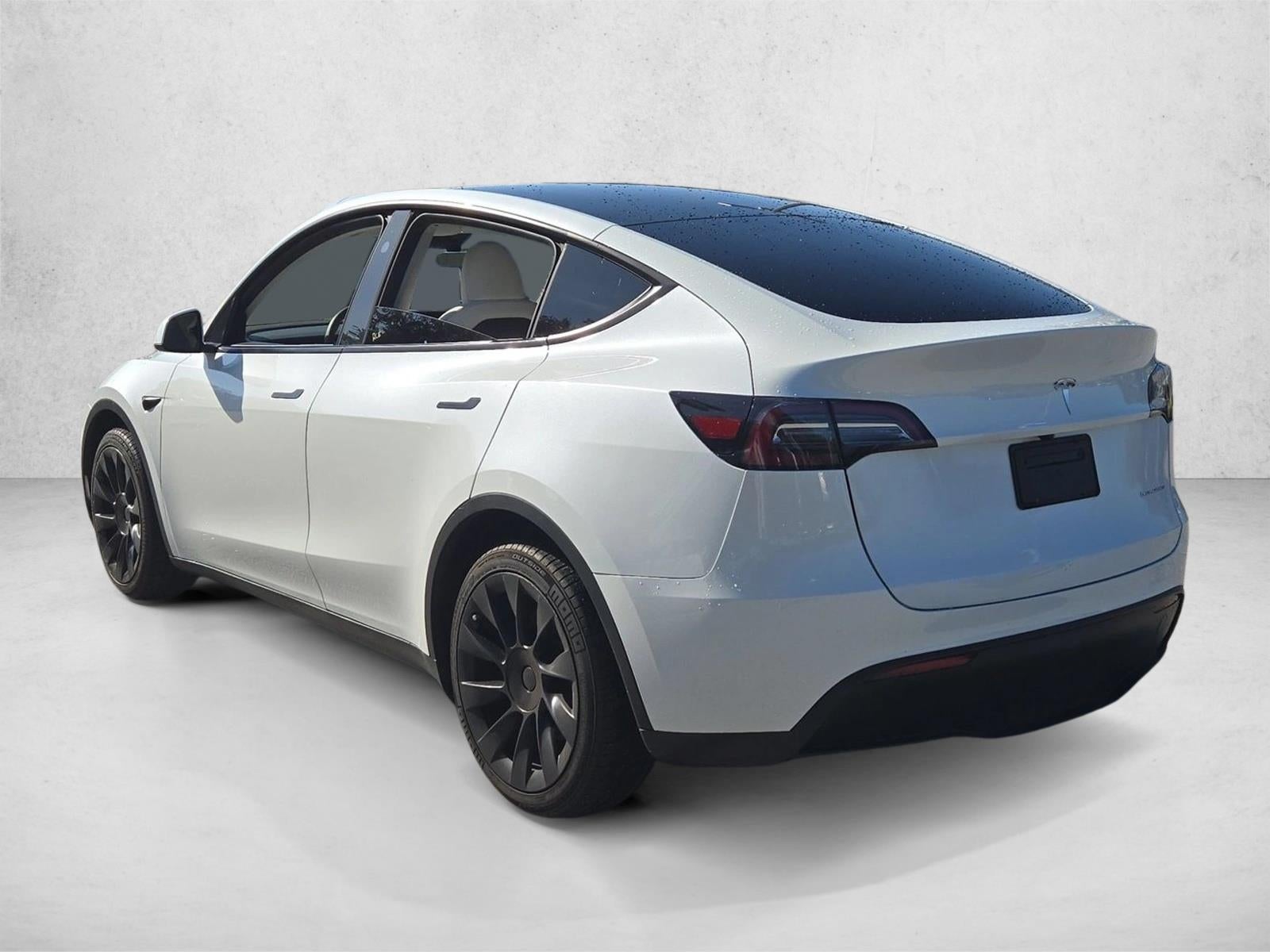 2024 Tesla Model Y Long Range AWD