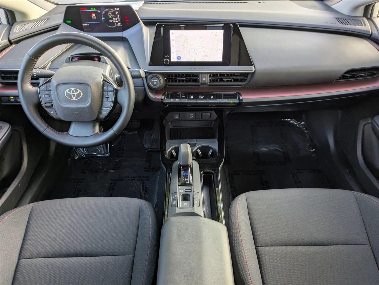 2025 Toyota Prius Plug-In Hybrid SE (Natl)