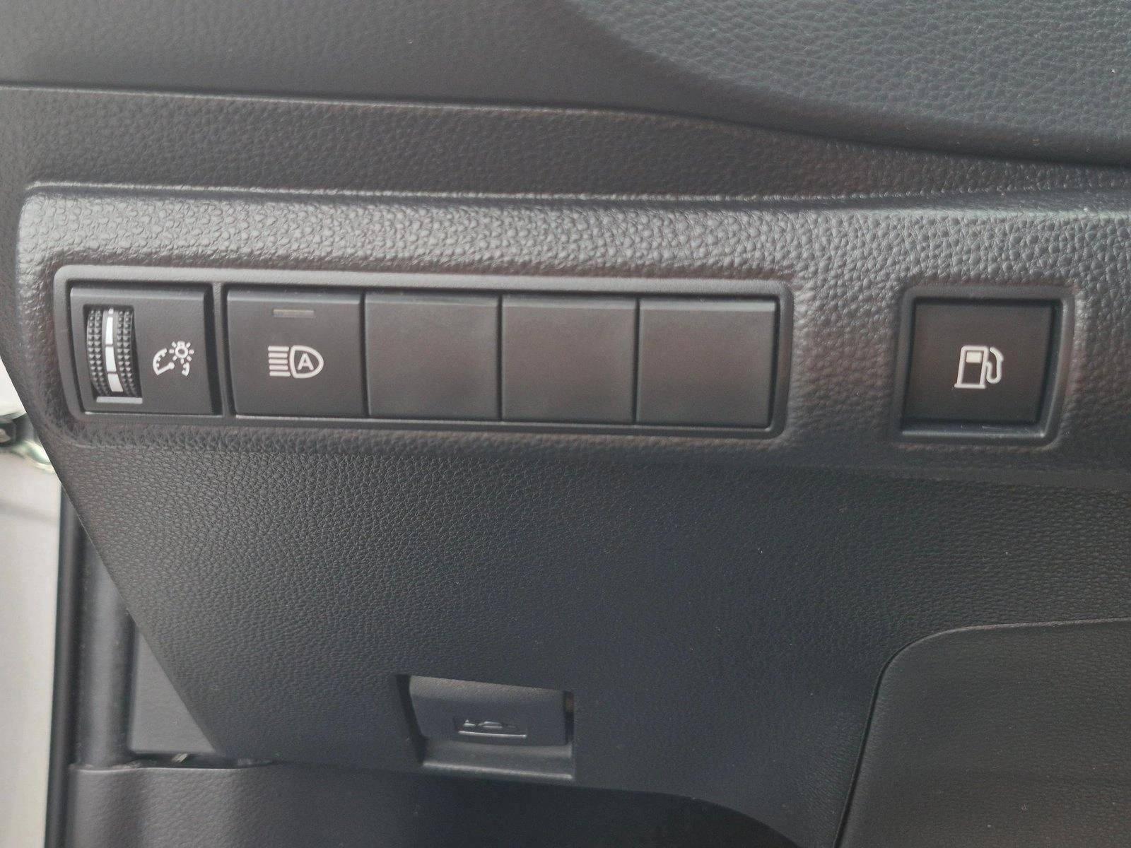 2025 Toyota Corolla Hybrid LE FWD (Natl)