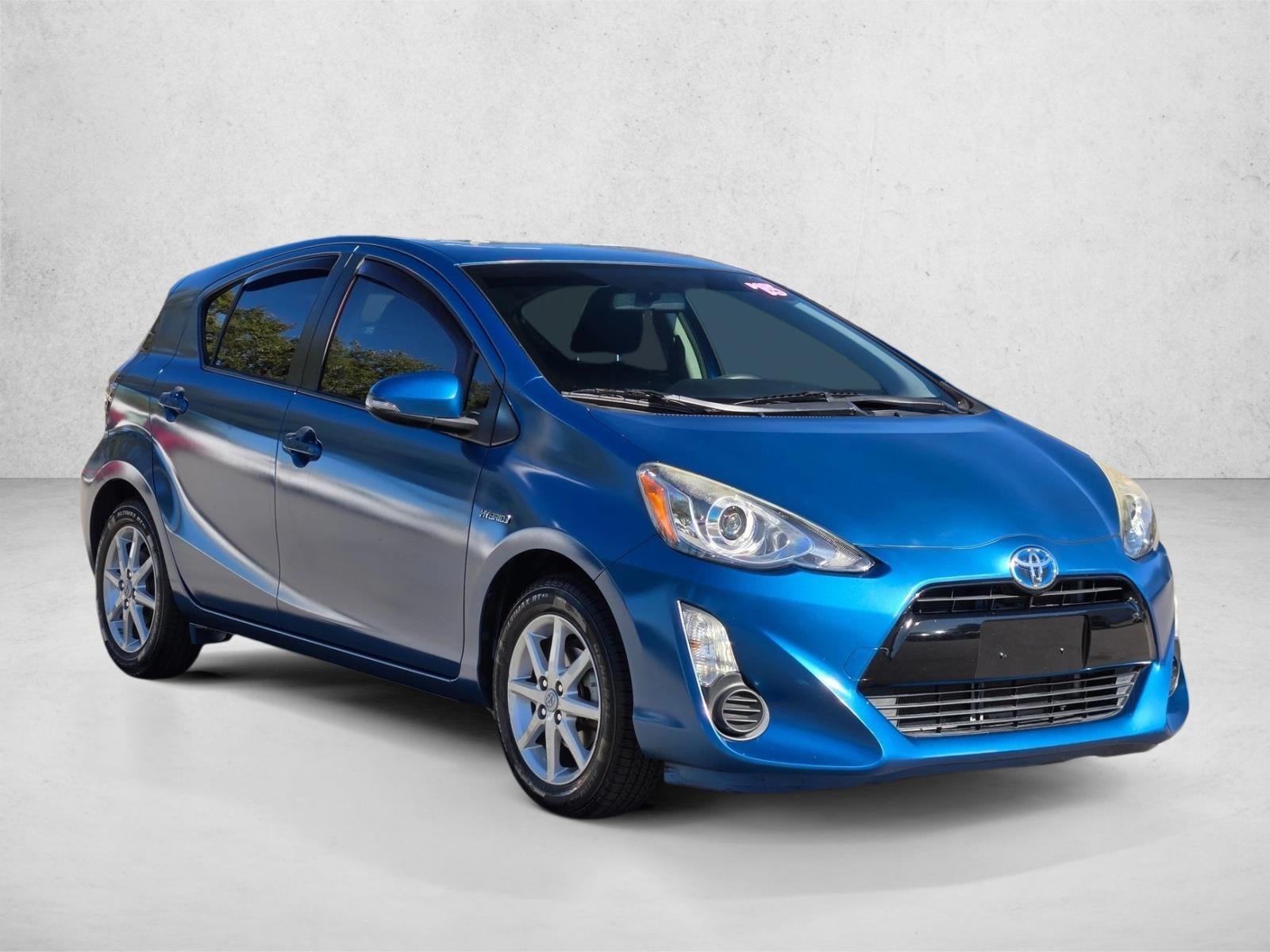 2015 Toyota Prius c 5dr HB Three (SE)