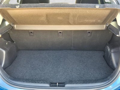 2015 Toyota Prius c 5dr HB Three (SE)