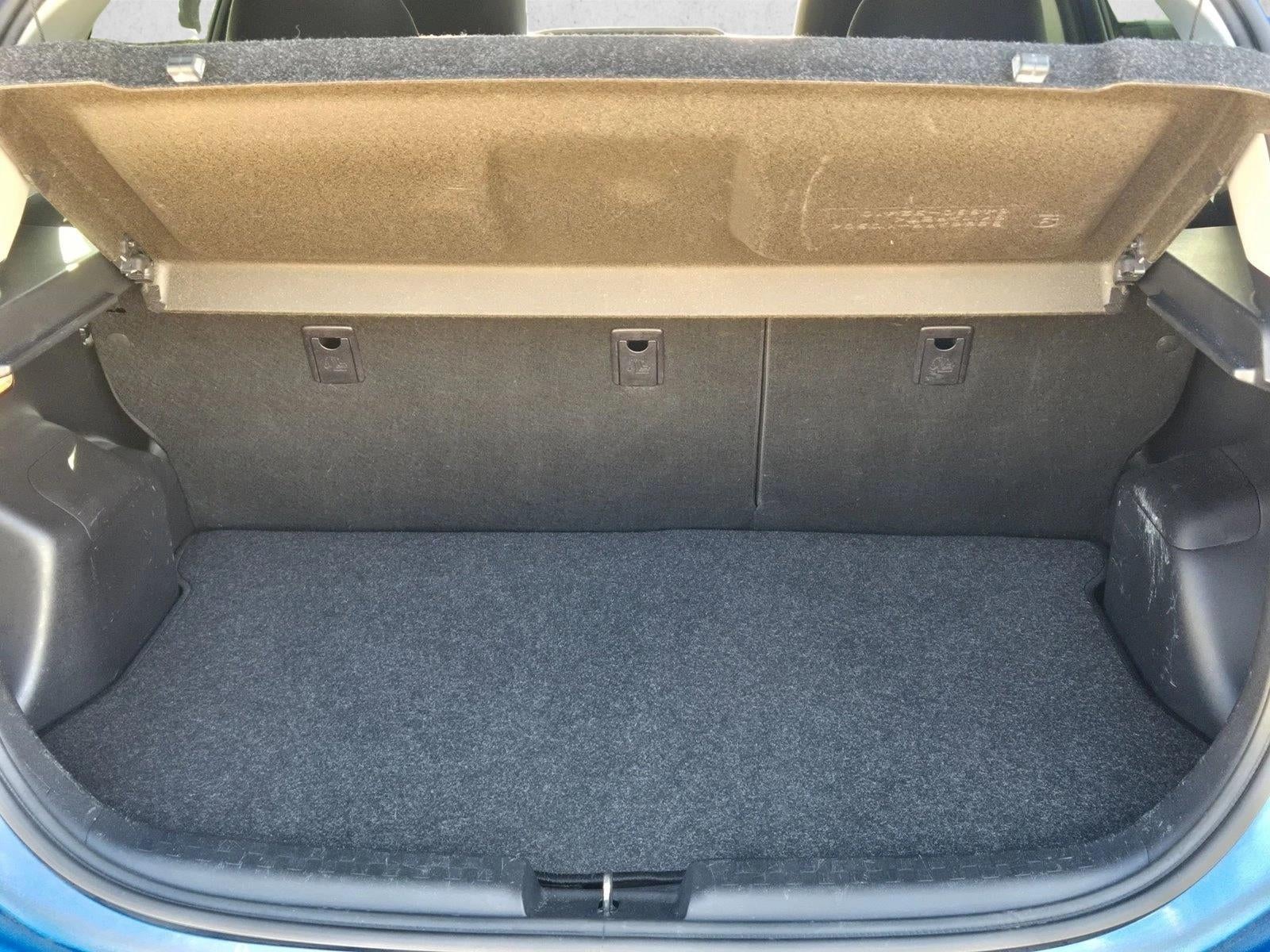 2015 Toyota Prius c 5dr HB Three (SE)