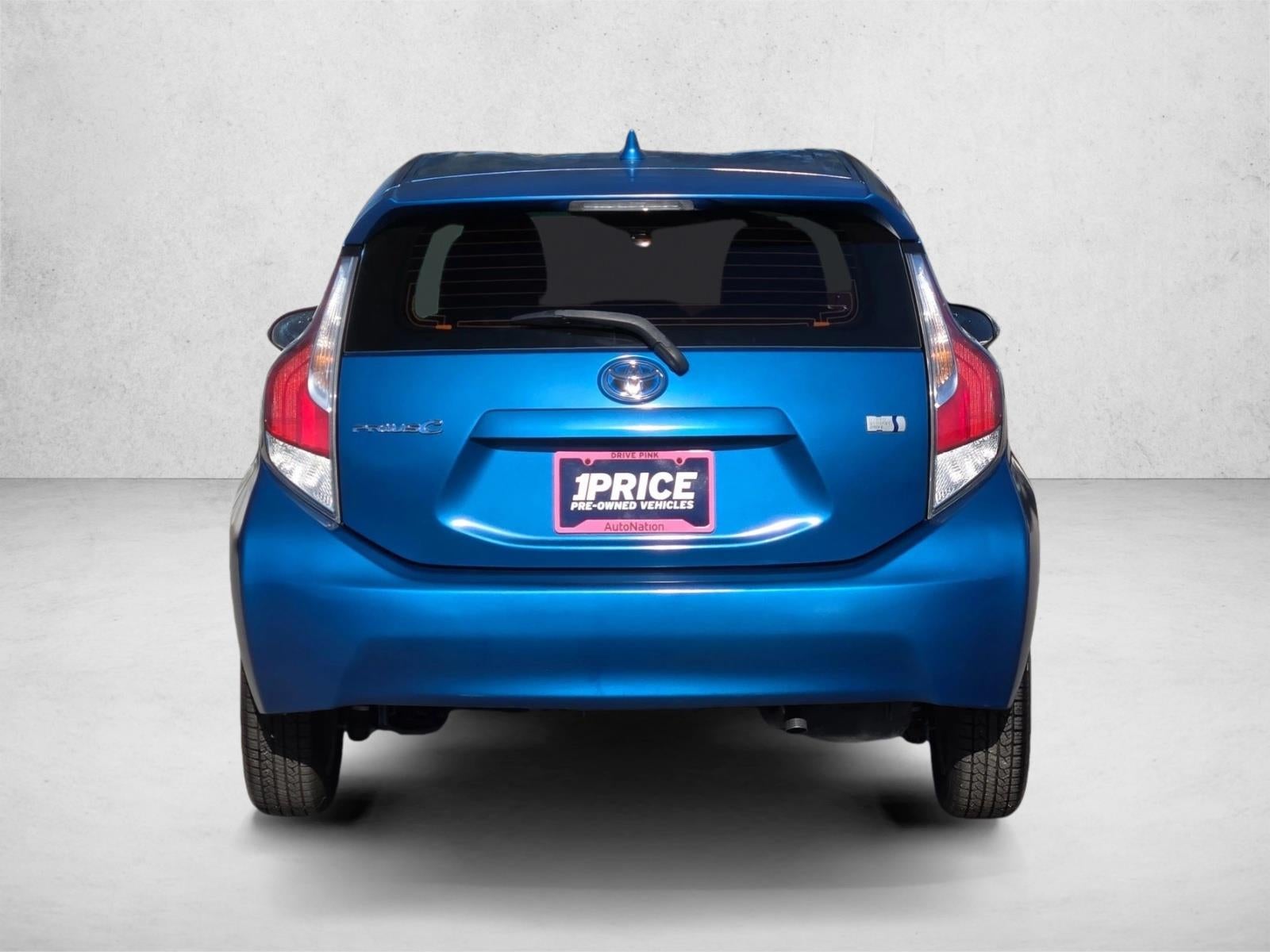 2015 Toyota Prius c 5dr HB Three (SE)