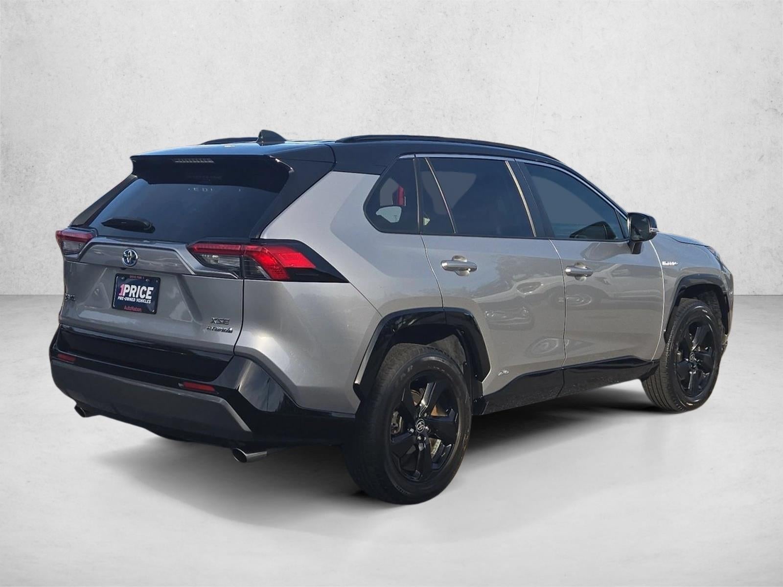 2019 Toyota RAV4 Hybrid XSE AWD (Natl)