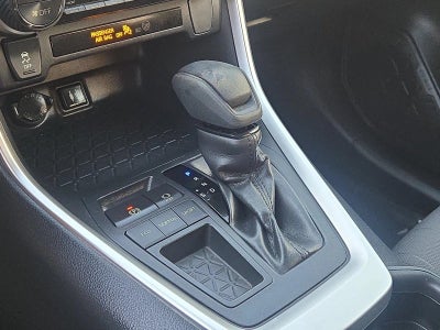 2019 Toyota RAV4 XLE FWD (GS)