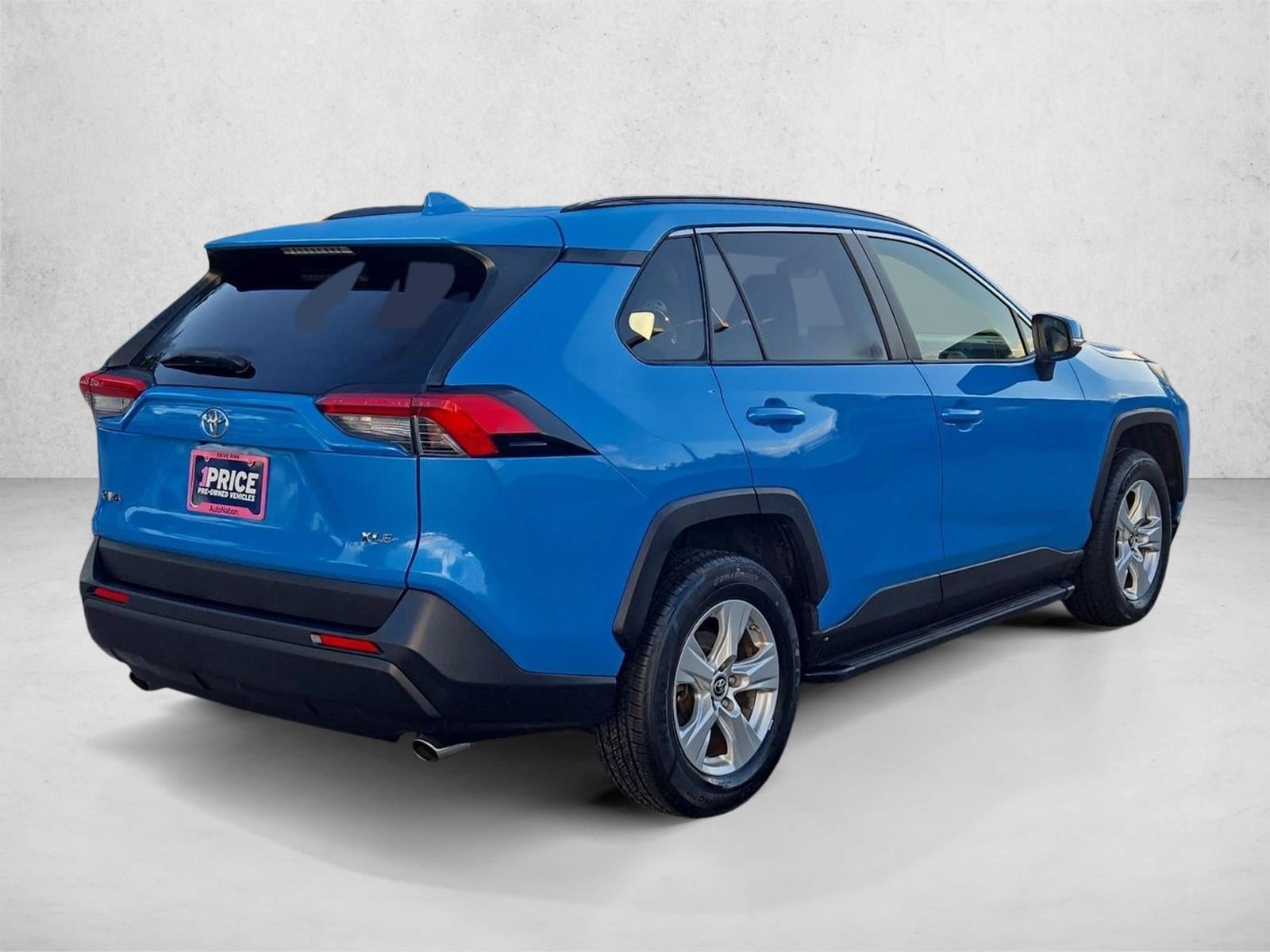 2019 Toyota RAV4 XLE FWD (GS)