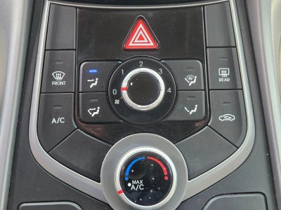 2016 Hyundai ELANTRA 4dr Sdn Auto SE