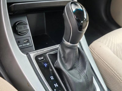 2016 Hyundai ELANTRA 4dr Sdn Auto SE