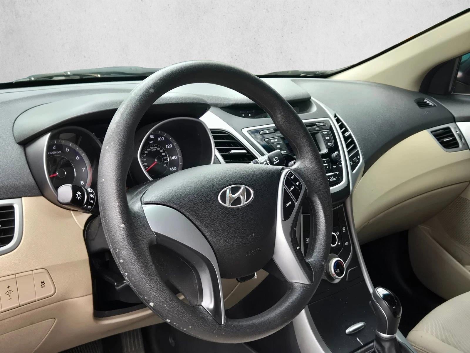 2016 Hyundai ELANTRA 4dr Sdn Auto SE