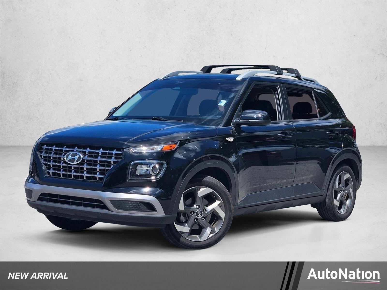 2023 Hyundai VENUE SEL IVT