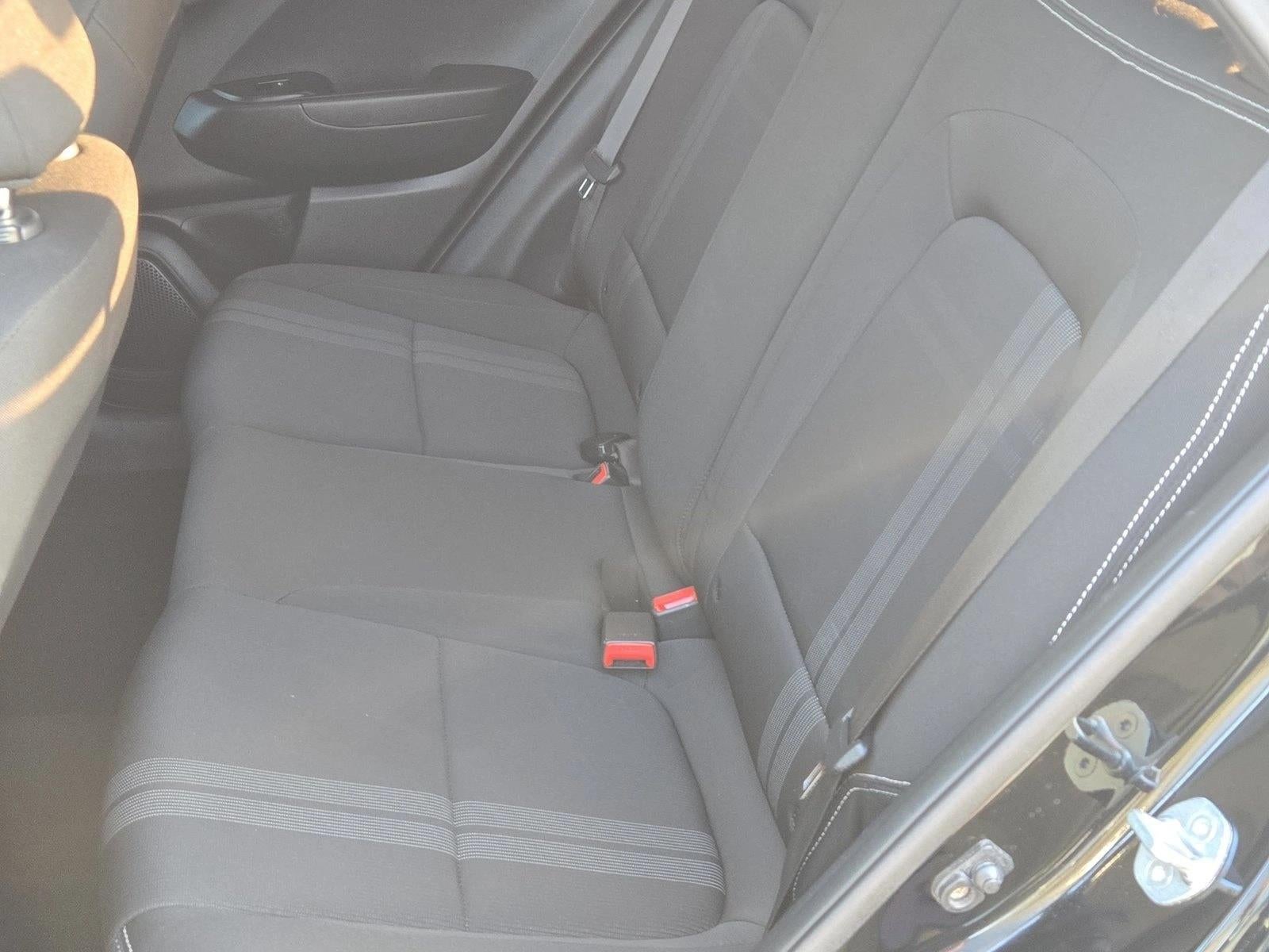 2023 Hyundai VENUE SEL IVT