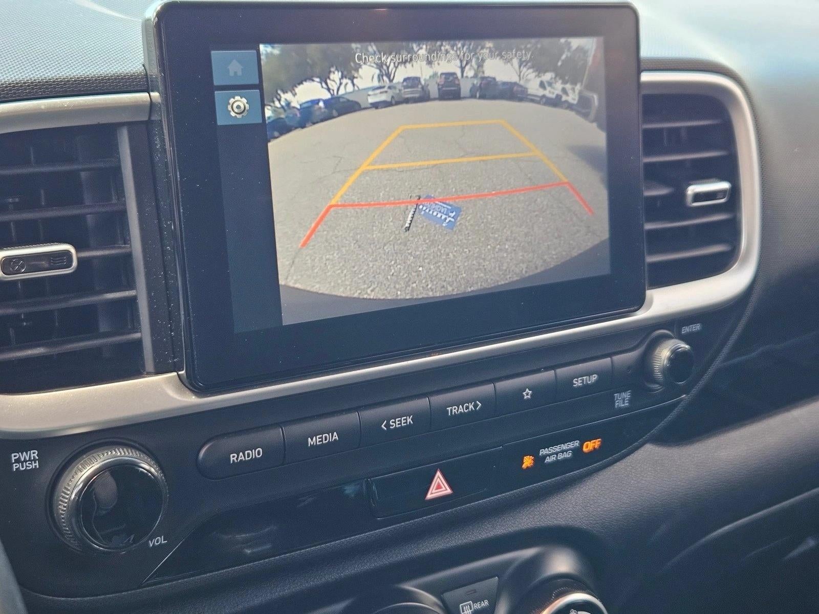 2023 Hyundai VENUE SEL IVT