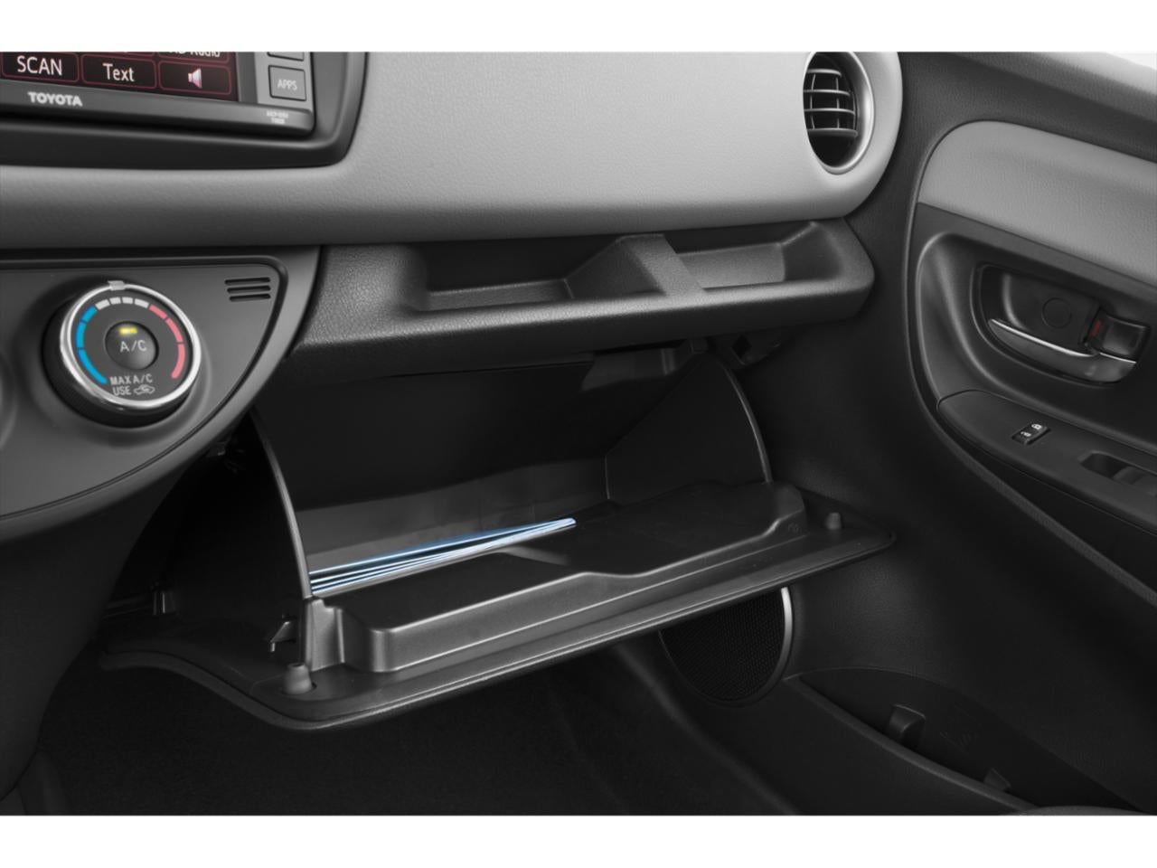2015 Toyota Yaris 3dr Liftback Man L (Natl)